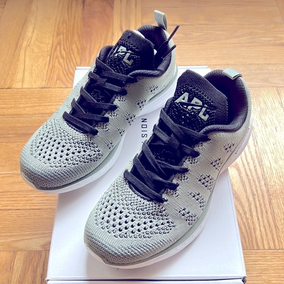 APL Shoes - APL Techloom Pro Women’s Sneakers Sz 5.5 NEW IN BOX